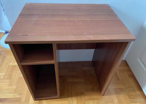 Desk & Corners 