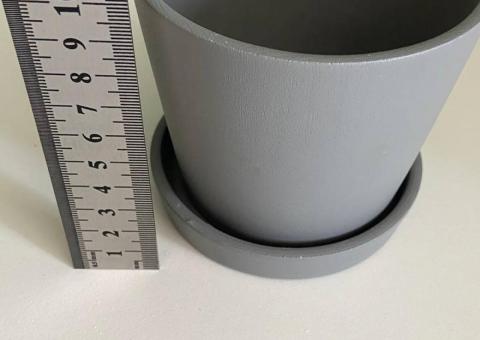 Flower pots and planters 