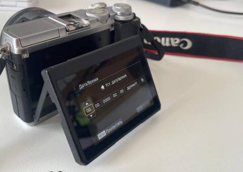 Canon EOS M3 