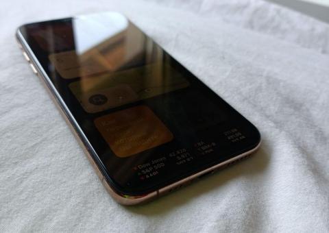 iPhone XS 