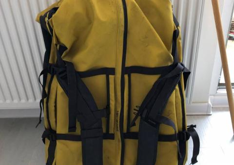 Hiking duffel bag 