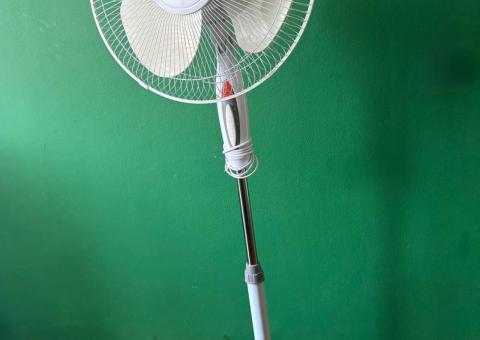 Podni ventilator 