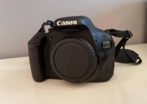 Canon EOS 600D 