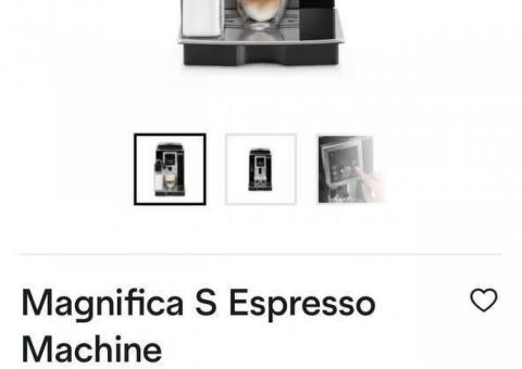 Aparat za kafu Delonghi ☕️