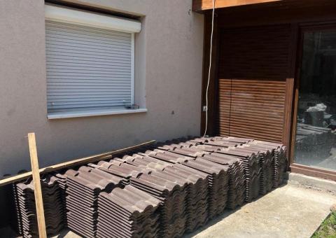 Selling roof tiles 
