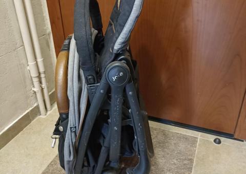 Selling Joie stroller 