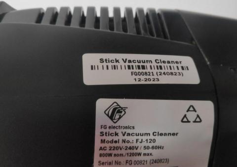 Vertical vacuum cleaner 