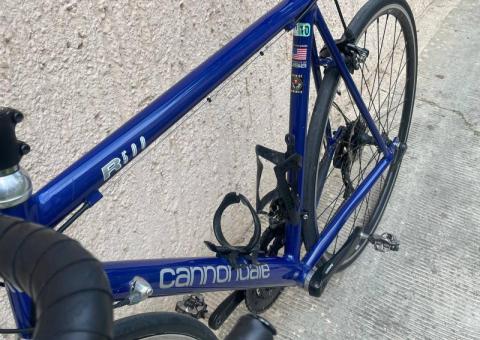 Cannondale road bike for sale 