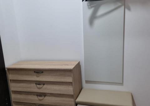 Mini hallway 