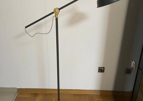 Prodajem IKEA lampu 