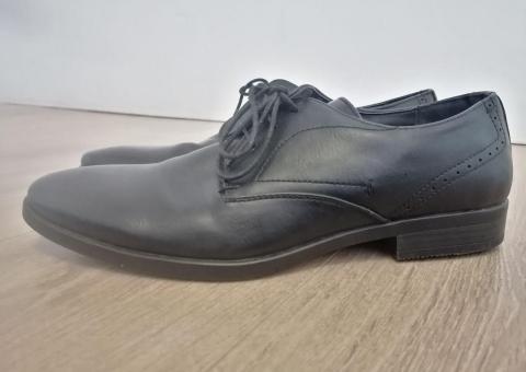 Men's shoes 