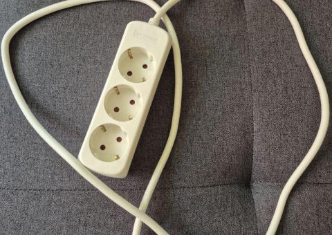 Fumigator and extension cord 