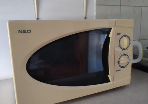 NEO Microwave ➡️ Great condition!