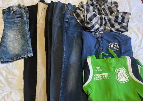 Boy's clothes 