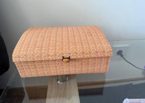Selling household items 