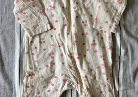 Girl's clothes 