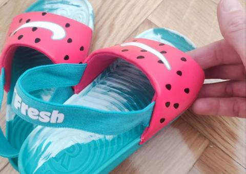 Детские шлепки Nike 