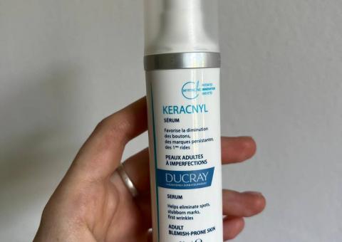 Prodajem Ducray Keracnyl Serum 