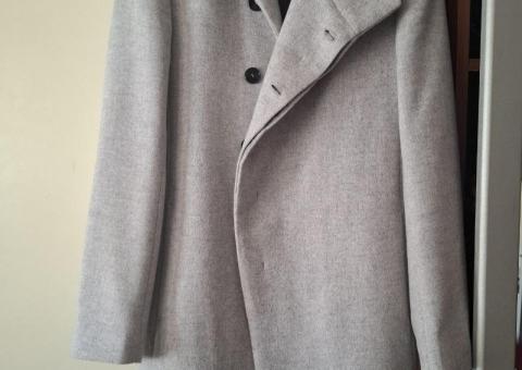 Coat and Perfume 