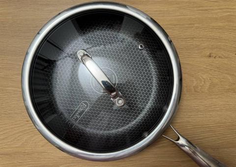 Kitchenware 