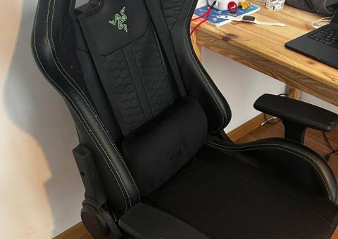 Armchair, perfect condition 