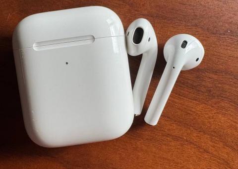 AirPods 3 and 2 
