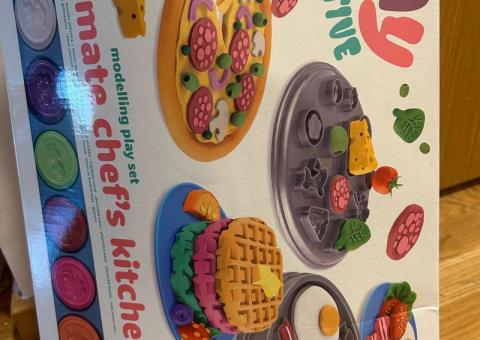 Пластилин Play-Doh и формочки 