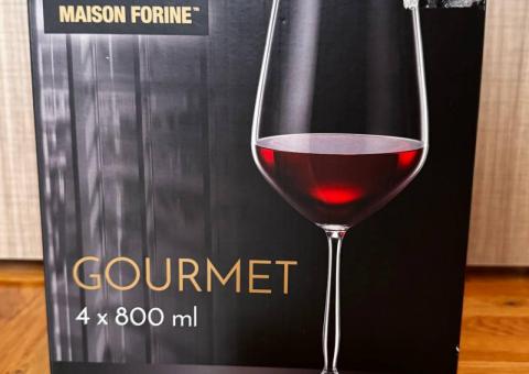 Wine glasses 