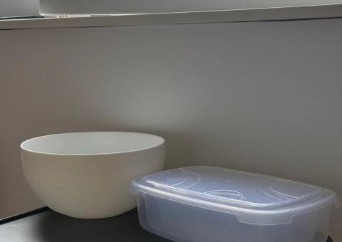 Kitchenware for sale 