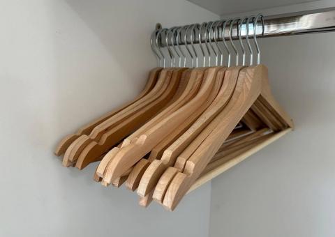 Various household items 