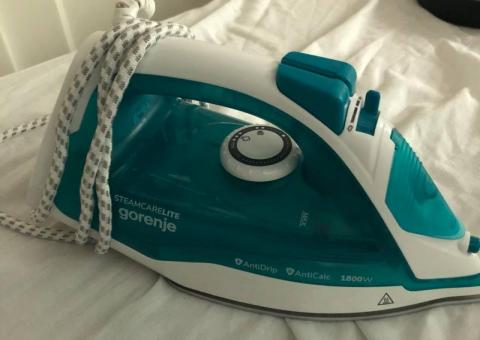 Утюг Gorenje Steam Care 