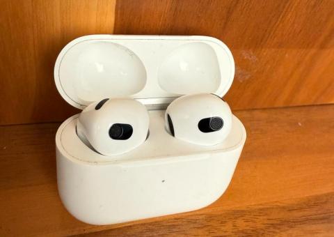 Prodajem Airpods 