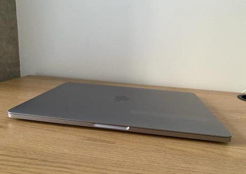 MacBook Pro 13' 