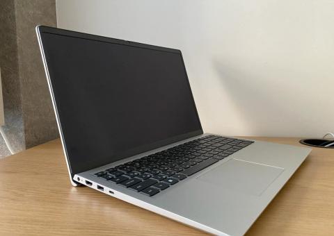 DELL Inspiron Laptop 