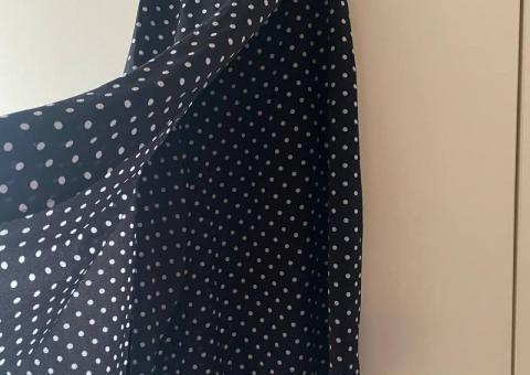 Odjeća: pantalone, suknje, haljine 
