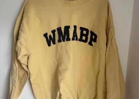 Hanes sweatshirt 