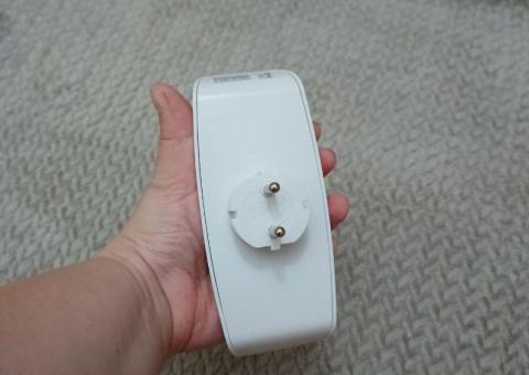 Free triple socket 