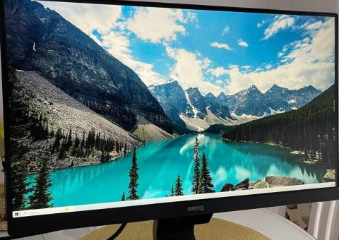 Монитор BenQ 