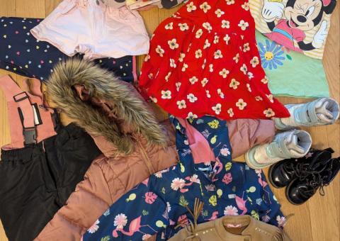 Girl's clothing 