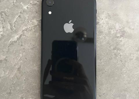 iPhone XR 64 GB 
