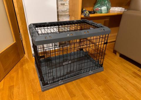 Dog cage 