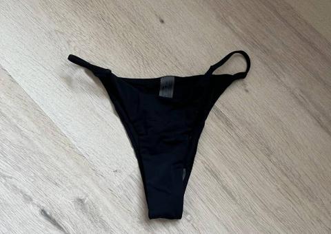 Clothes: suits, flip-flops, swimsuits, T-shirt 