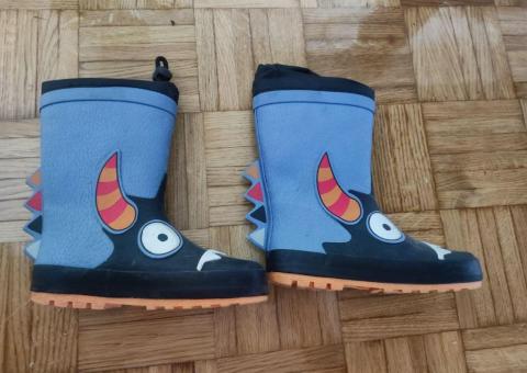 Rubber boots 