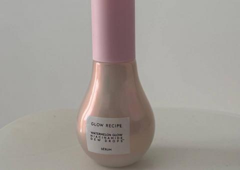 Cosmetics: serums and masks 
