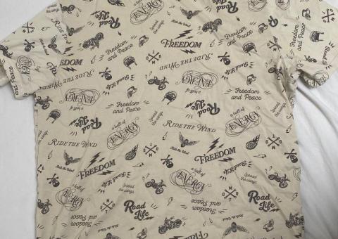 T-shirts and tops 