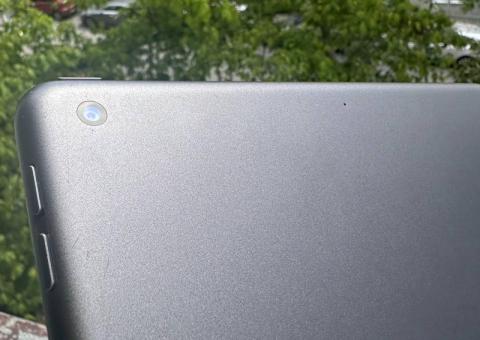 iPad 8 + Olovka 200€ 