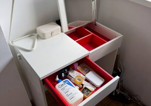 Ikea table for sale 