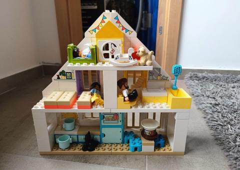 Lego Duplo house 