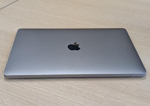 MacBook Pro M1 for sale! 