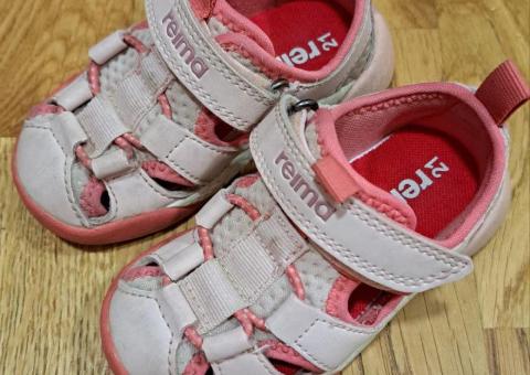 Sandals and sneakers 